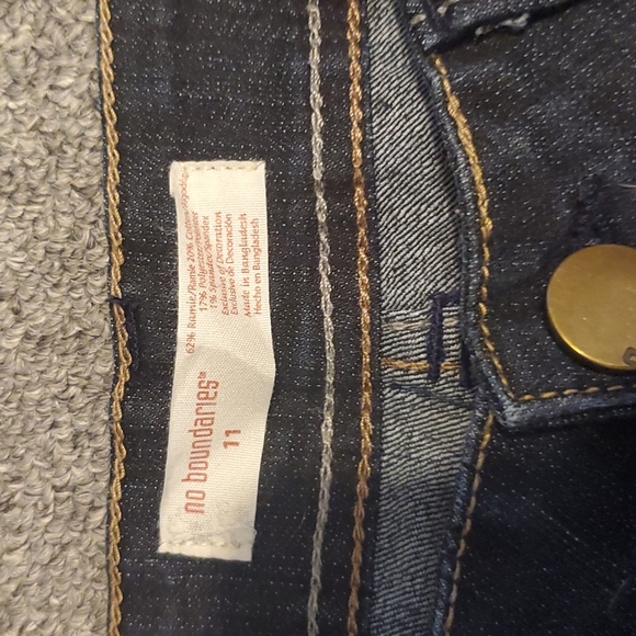 Jeans - Picture 3 of 3